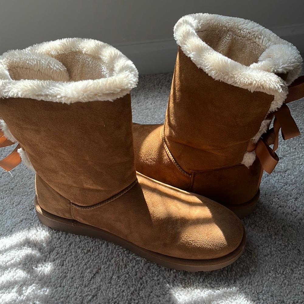 Hot tomato boots